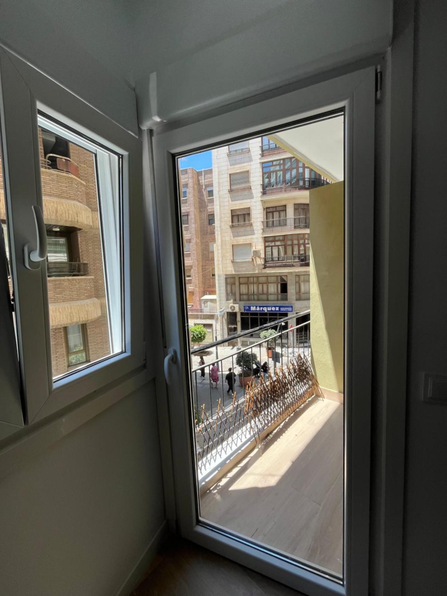 Premium Centro * Almería